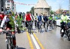 Vali Mustafa Çiftçi, Yeşilay Bisiklet Turu’nda Halkla Pedal Çevirdi