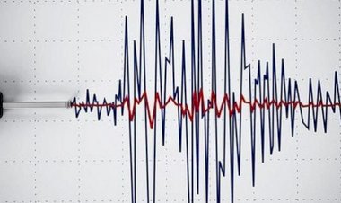 SİİRT'TE KORKUTAN DEPREM
