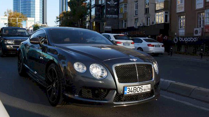 Berkay 2,5 milyonluk araçla ters yöne girdi!