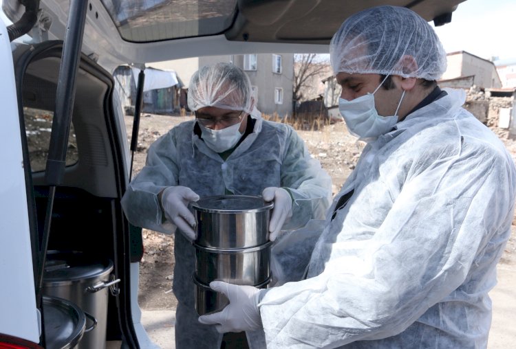 BÜYÜKŞEHİR'DEN YAŞLILARA ÖRNEK HİZMET