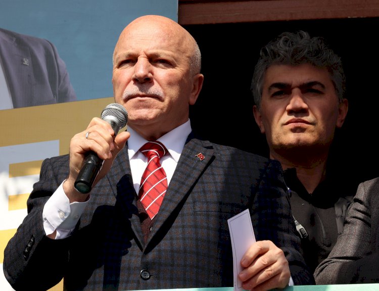 BAŞKAN SEKMEN HINIS’TA MİTİNG YAPTI