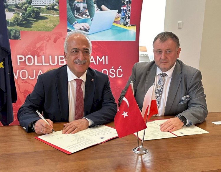 Rektör Çomaklı Yurda 9 İşbirliğiyle Döndü