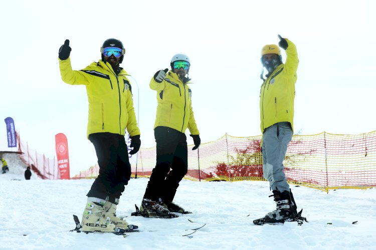 Yeni Açılan Pistte Kızak Keyfi