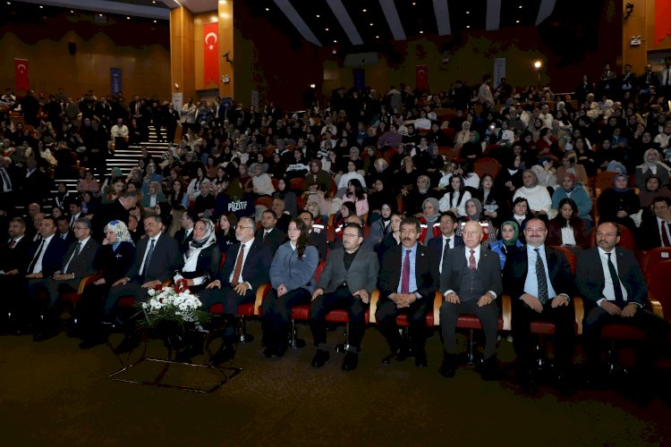 Atatürk Üniversitesinde “Kadın İstihdam Sistemi İş-Pozitif” Tanıtım Programı Gerçekleştirildi