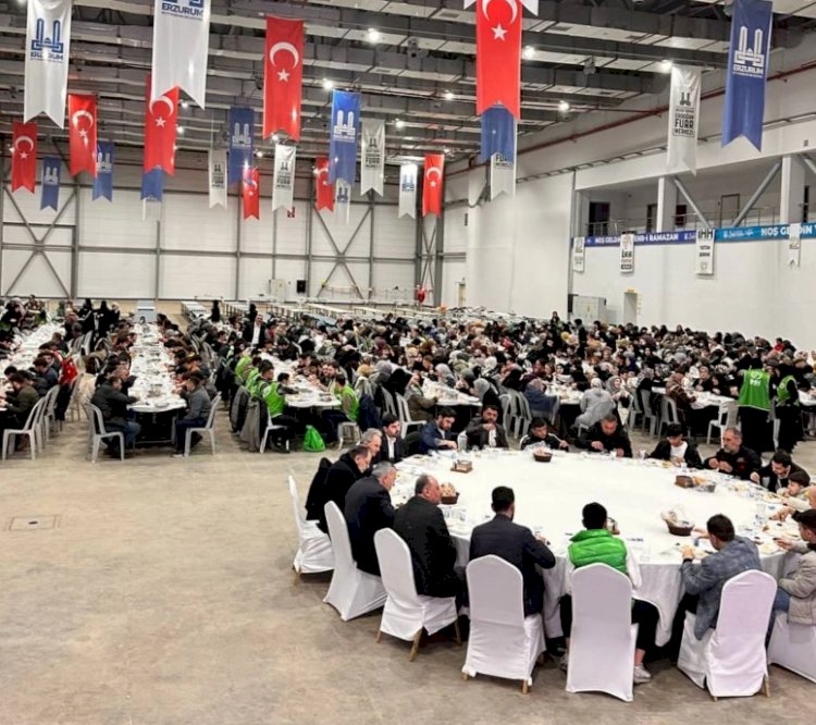 İHH Erzurum Şubesi, Dünya Yetimler Günü'nde İftar Programı Düzenledi