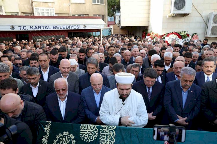 Hacı Ahmet Sekmen Dualarla Uğurlandı