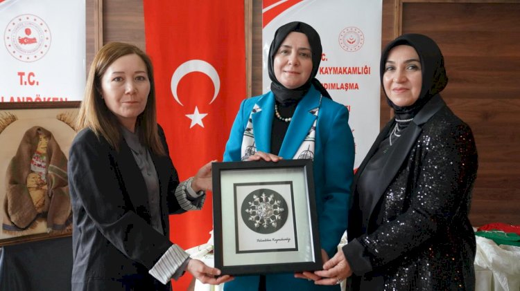 “Palandöken’in Eteğinde Türk Motifleri Defilesi” Büyük Beğeni Topladı