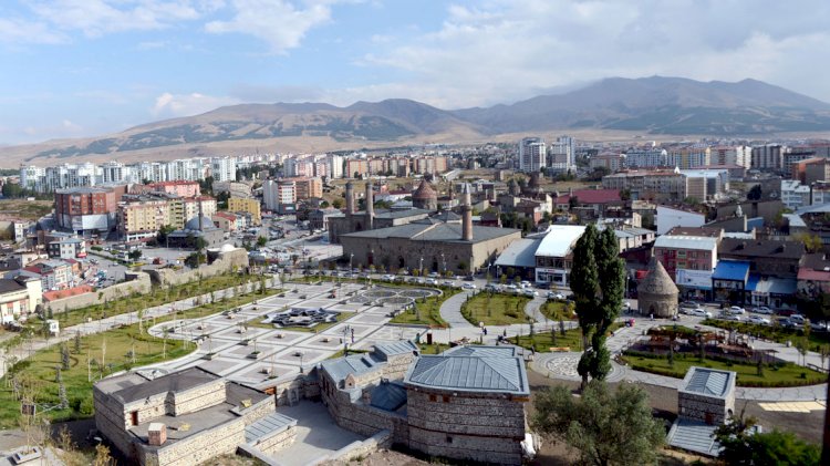 Erzurum'da Vali Yardımcılığı ve Kaymakamlık Görevlerinde Kapsamlı Değişiklik Yapıldı