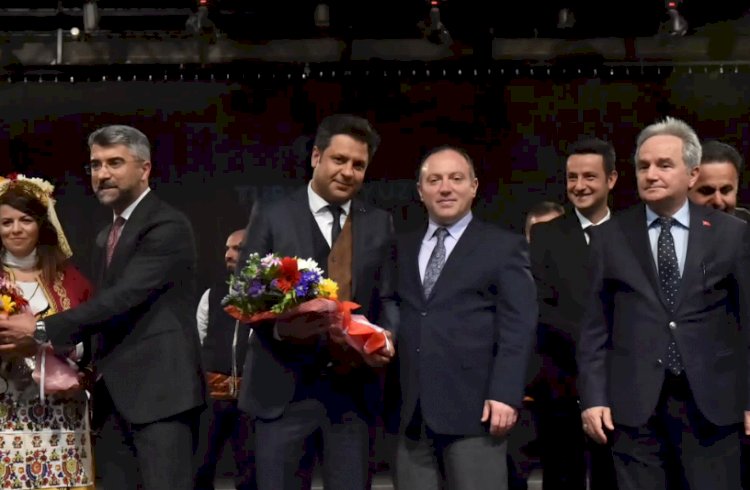 Erzurum Maarif Orkestrası ve Halk Dansları Topluluğu'ndan Kültürel Ziyafet
