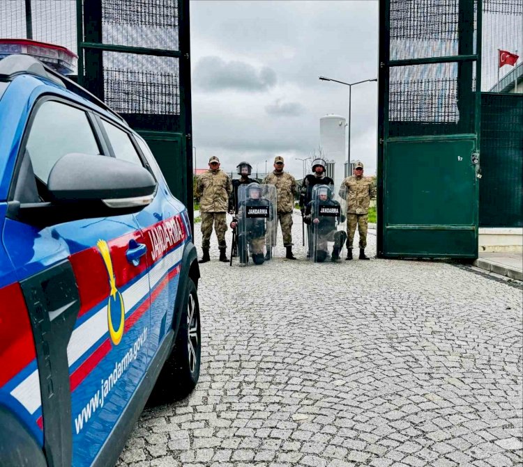 Erzurum’da Düzensiz Göçle Mücadelede Jandarmadan Etkin Operasyon: 53 Göçmen Yakalandı