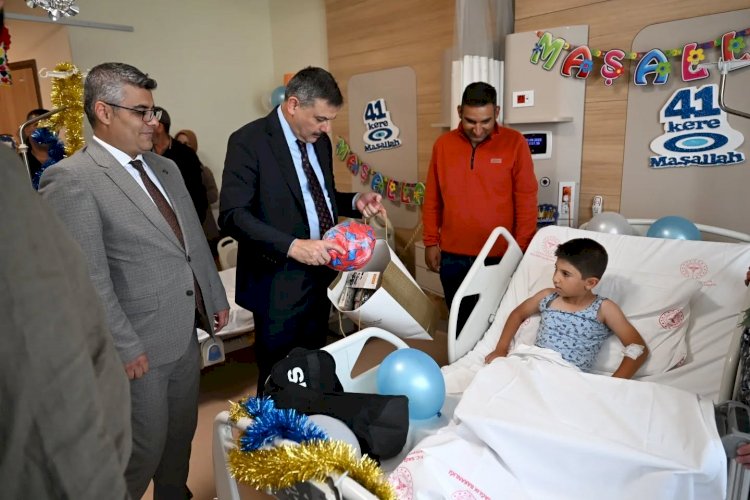 Vali Çiftçi’den Hastanede Sünnet Olan Çocuklara Ziyaret