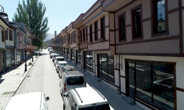 ERZURUM'UN TARİHİ BATPAZARI DA CANLANDI