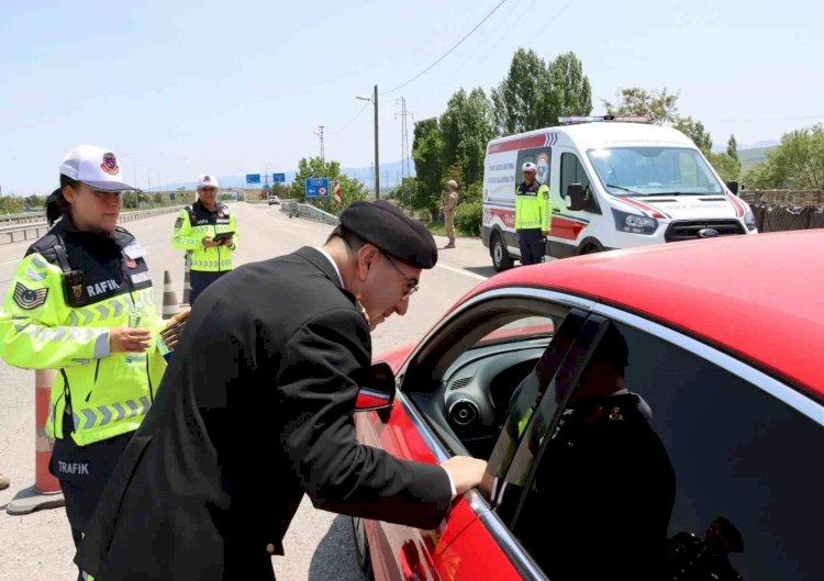 Bayramda Güvenli Trafik İçin Jandarma Sahada